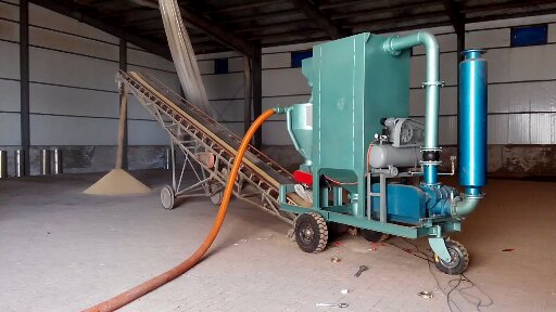 Pneumatic grain unloader